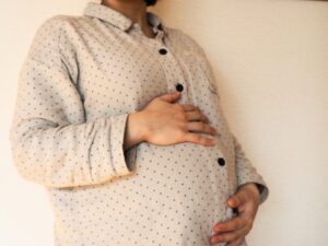 臨月の妊婦